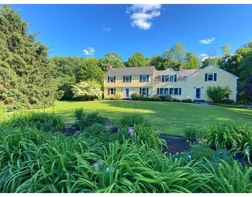 Property Photo:  7 Howlett Street  MA 01983 