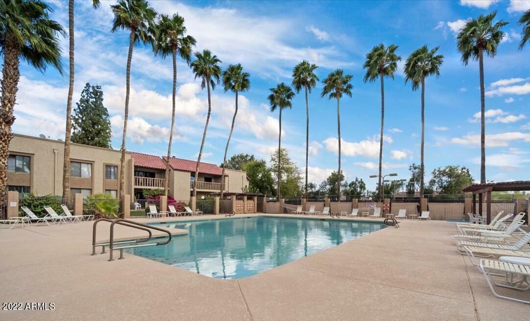 Property Photo:  8649 E Royal Palm Road 202  AZ 85258 