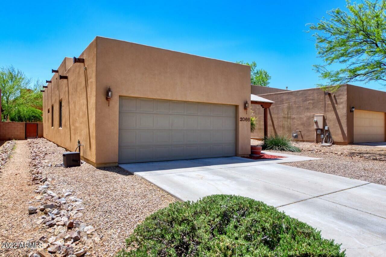 Property Photo:  2066 Knowlton Street  AZ 85635 