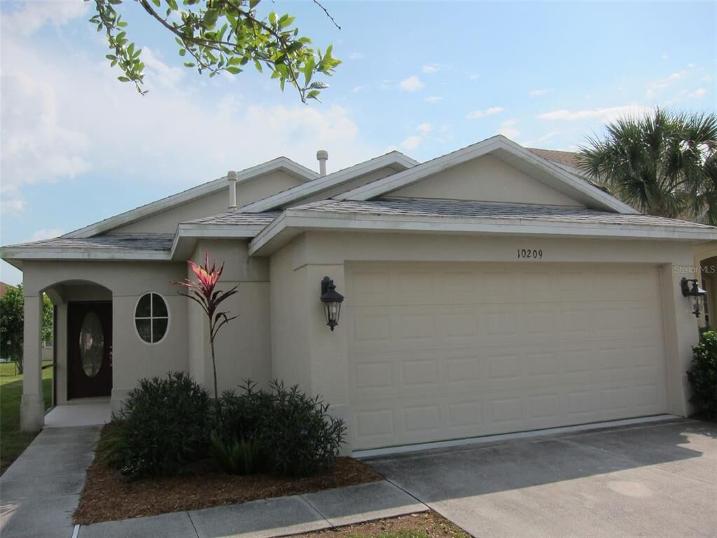Property Photo:  10209 36th Court E  FL 34219 
