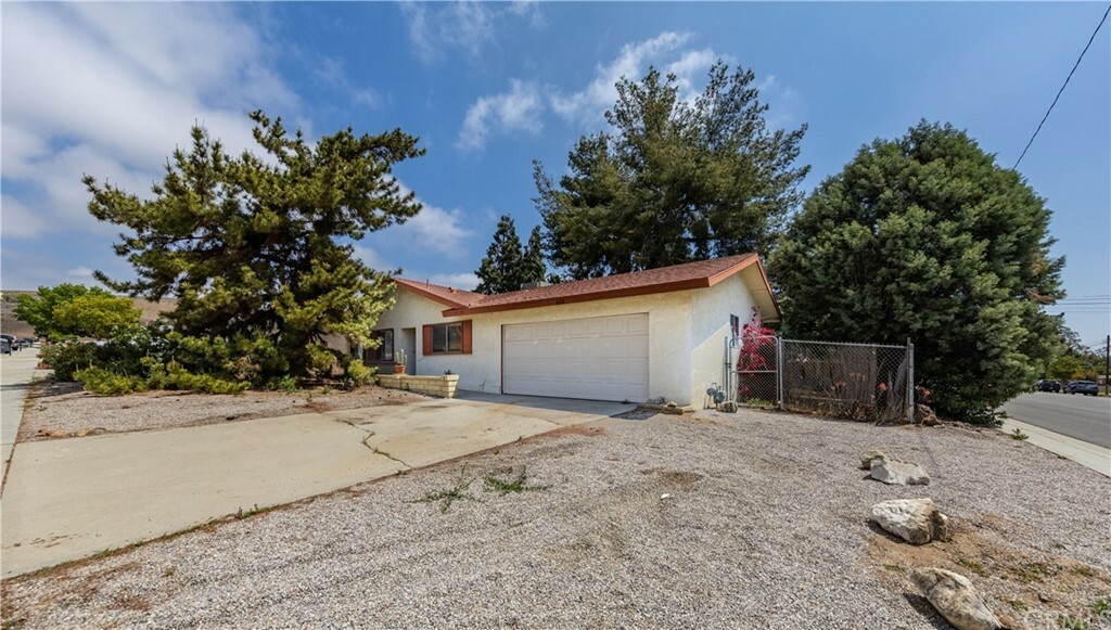 Property Photo:  420 Morongo Avenue  CA 92220 