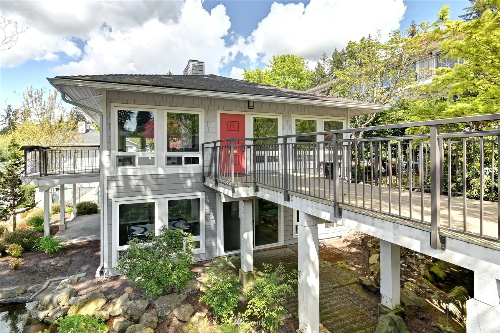 Property Photo: 15214 NE 8th Street G11 WA 98007