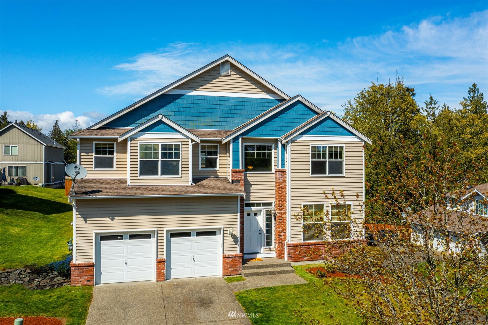Property Photo: 7379 Morning View Avenue NE WA 98311