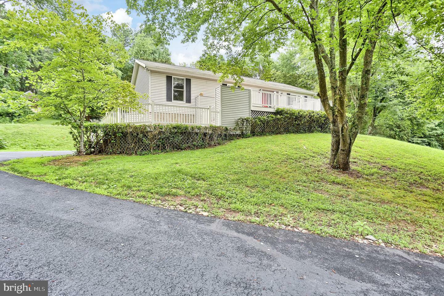 Property Photo: 7320 Woodbine Road PA 17302
