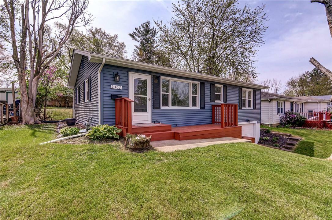 Property Photo:  2307 Yorkshire Drive  IL 62526 