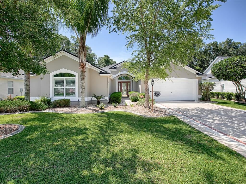 Property Photo: 7277 SE 173rd Arlington Loop FL 32162