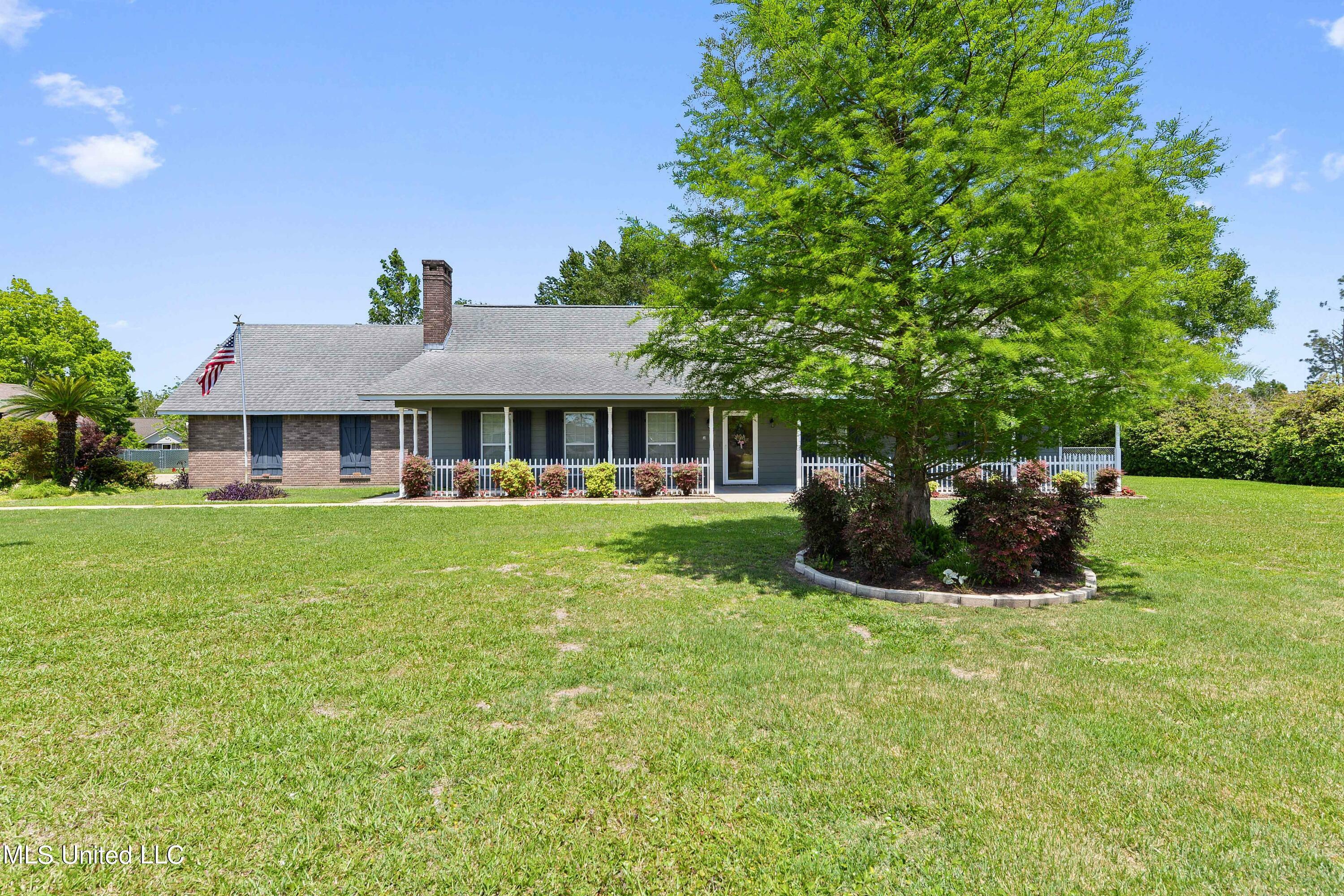Property Photo: 15520 Shriners Boulevard MS 39532