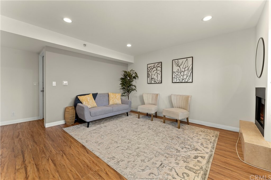 Property Photo: 995 Figueroa 110 CA 90012