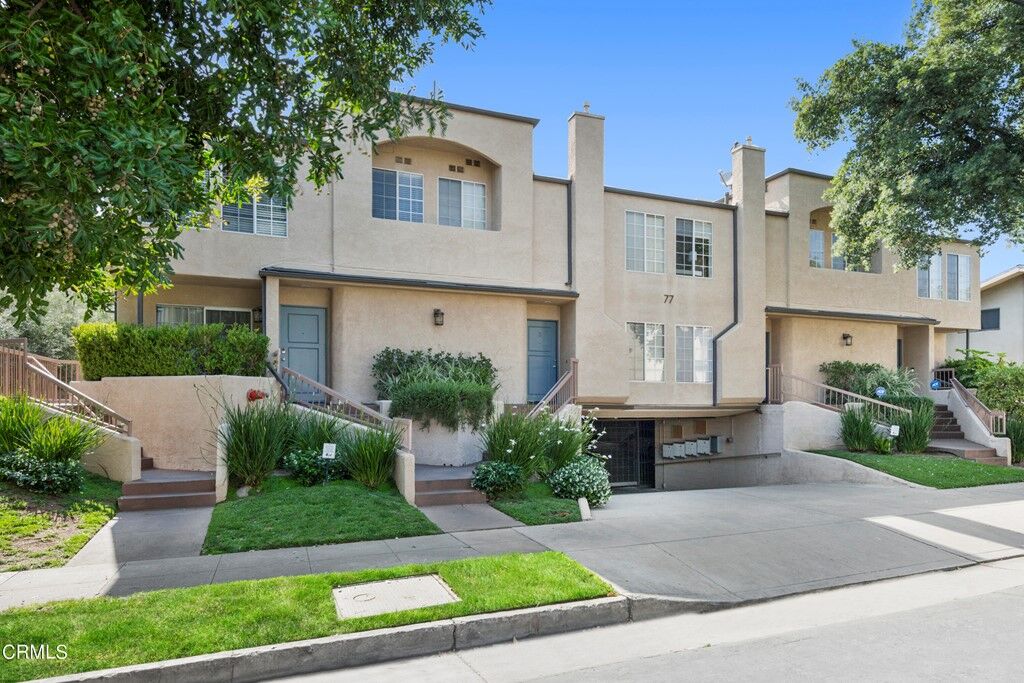 Property Photo:  77 N Michigan Avenue 12  CA 91106 