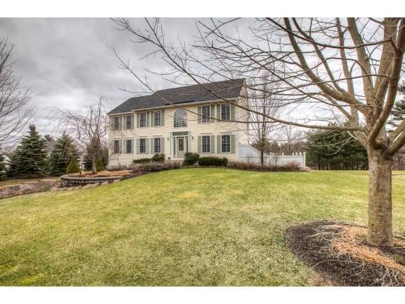 Property Photo: 14 Bradford Circle NH 03051