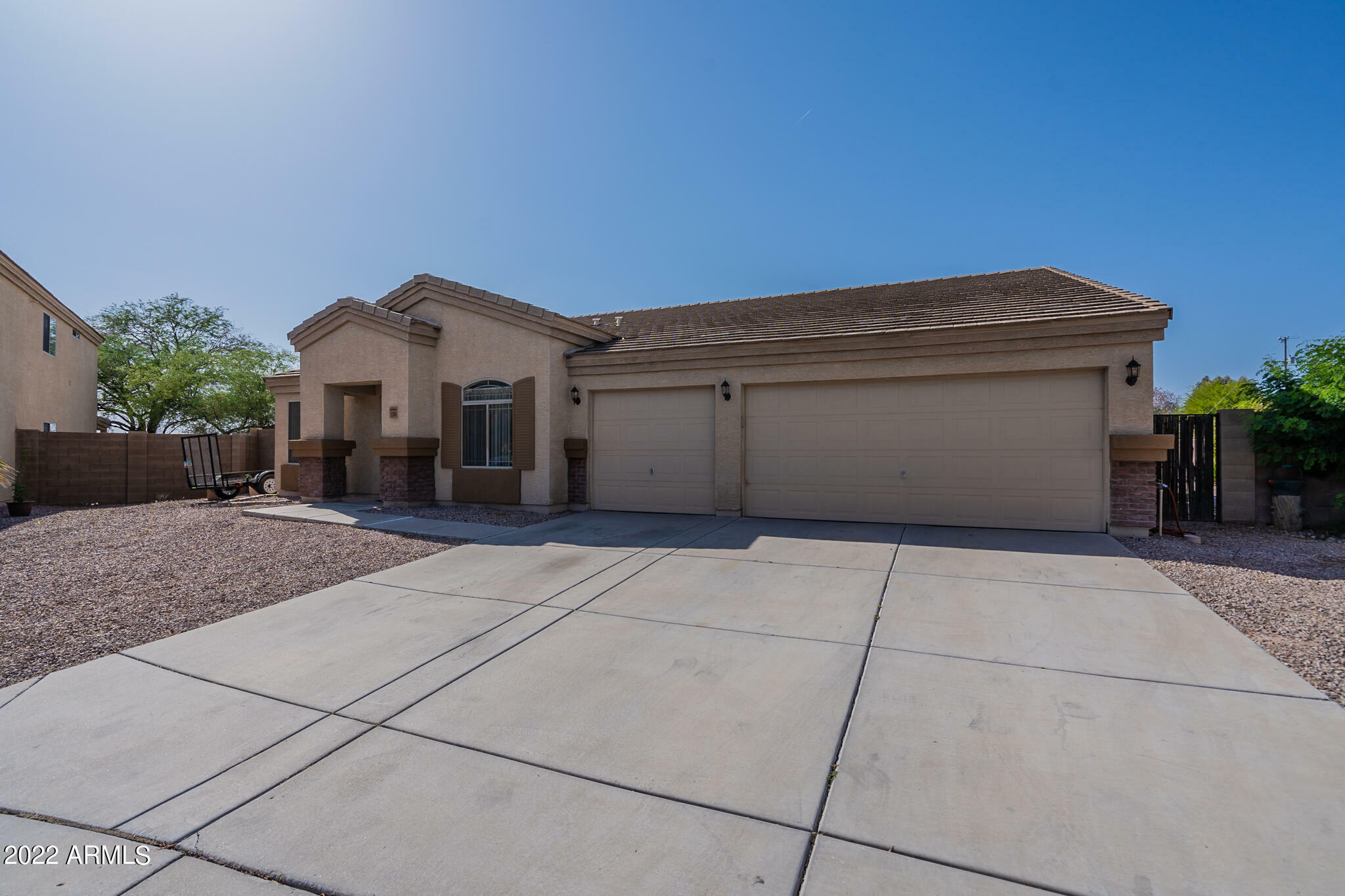 Property Photo:  1294 W Chimes Tower Drive  AZ 85122 