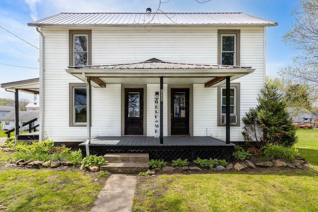 Property Photo: 213 Bank Street OH 43811