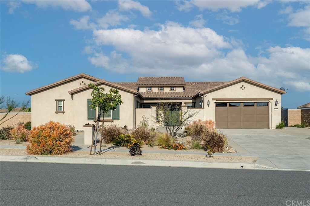 Property Photo:  5557 Orion Place  CA 91739 