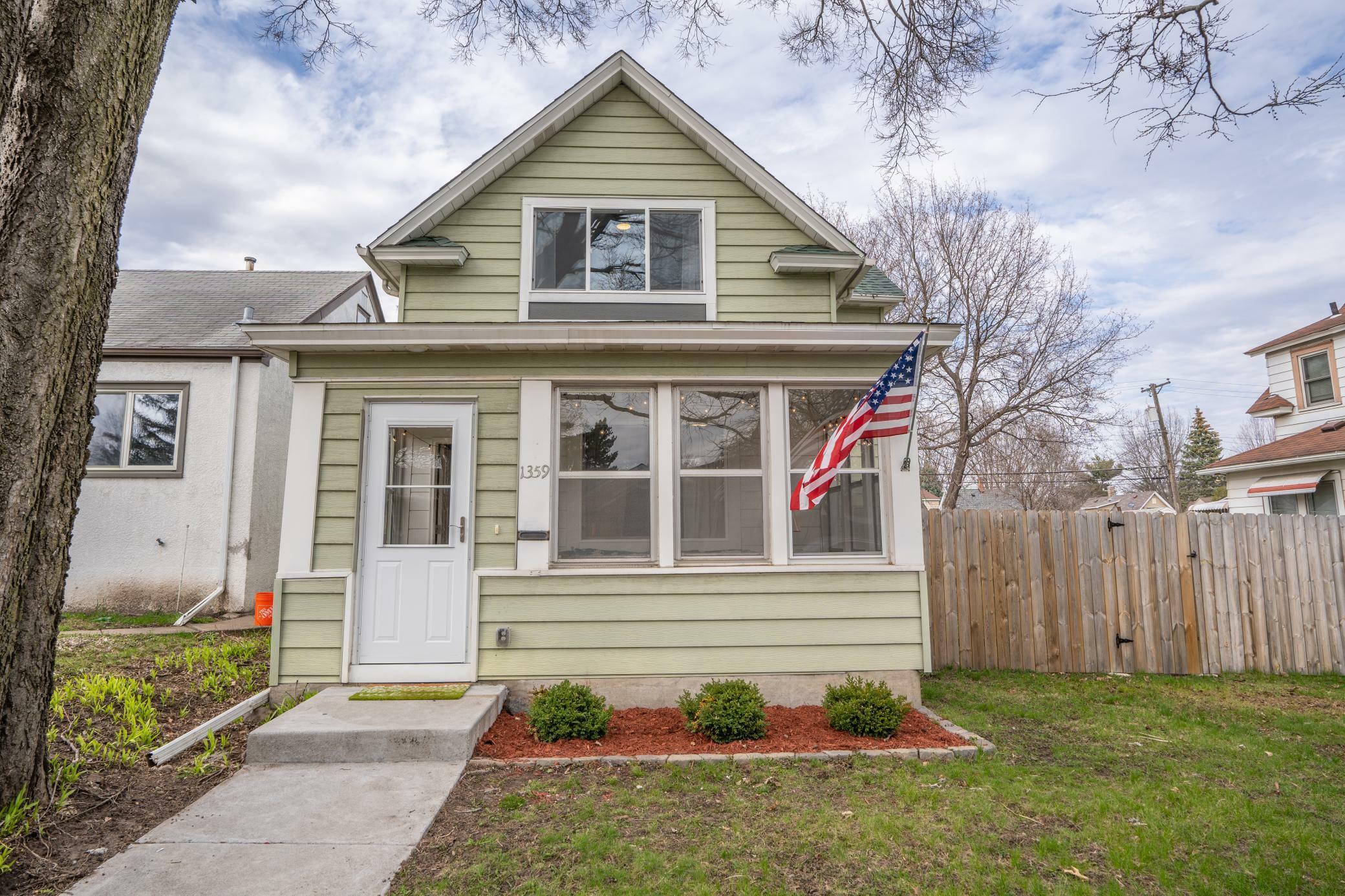 Property Photo:  1359 Minnehaha Avenue E  MN 55106 