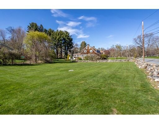Property Photo: 46 Dalton Rd MA 01824