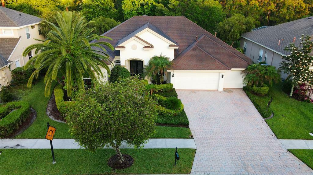 Property Photo:  27509 Pine Point Drive  FL 33544 