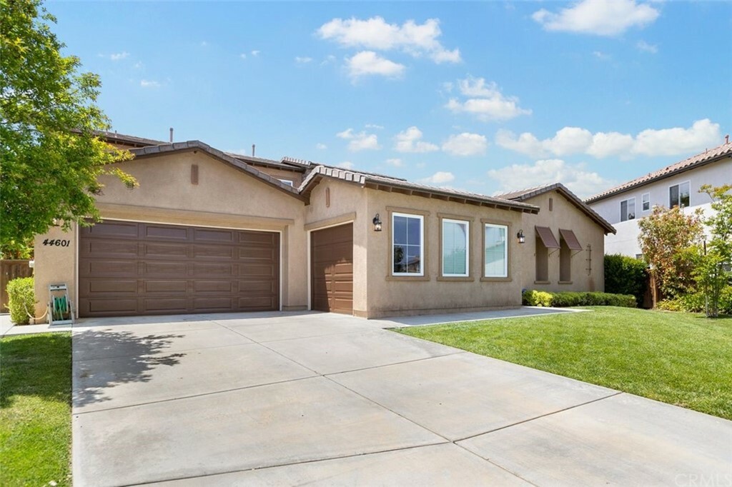 Property Photo:  44601 Ristow Court  CA 92592 