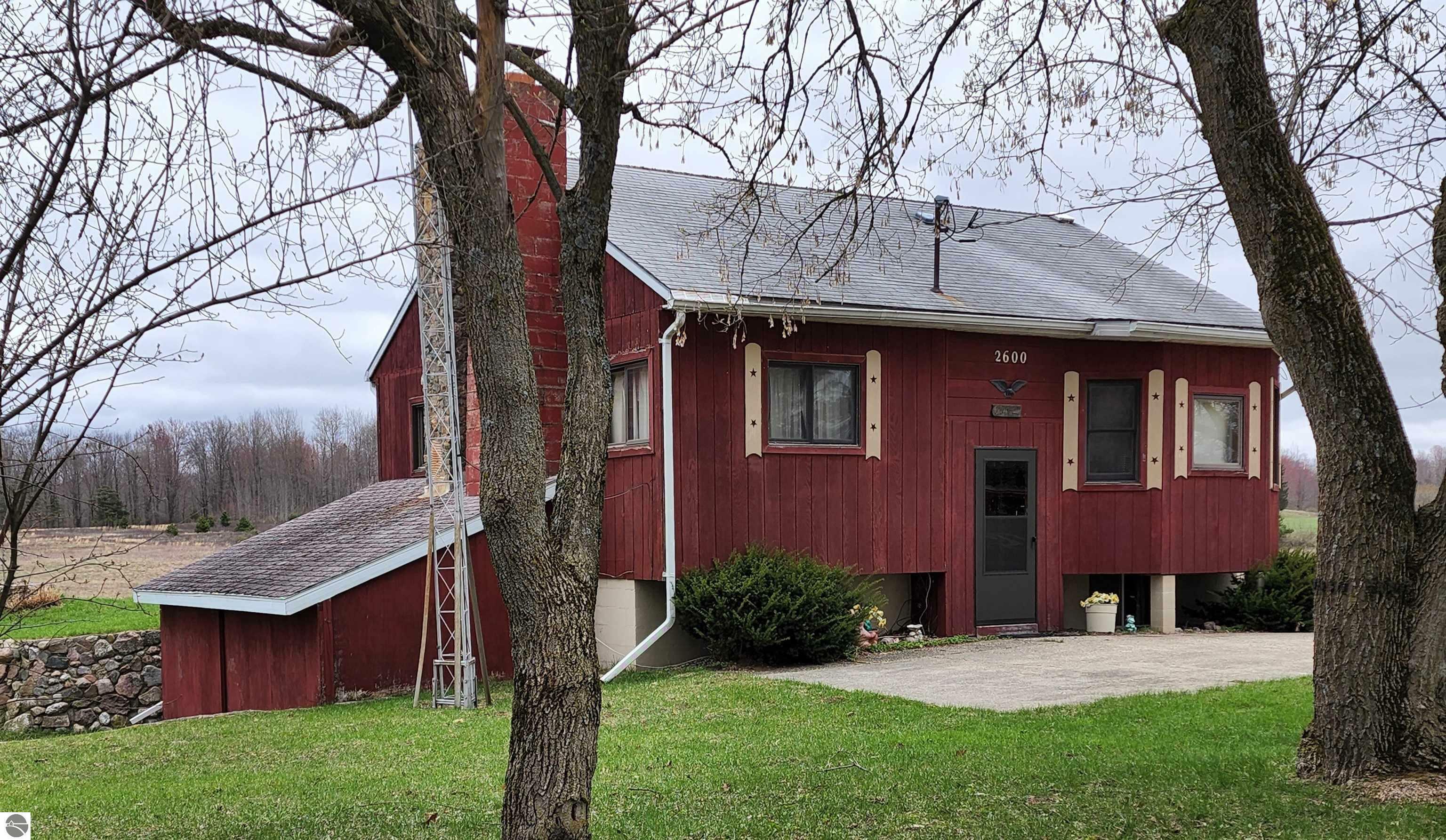 Property Photo:  2600 Garfield Road  MI 49340 