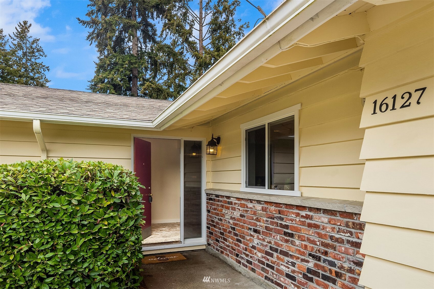 Property Photo:  16127 SE 5th Street  WA 98008 