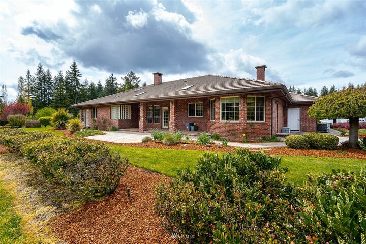 Property Photo:  206 Haskins Road  WA 98532 