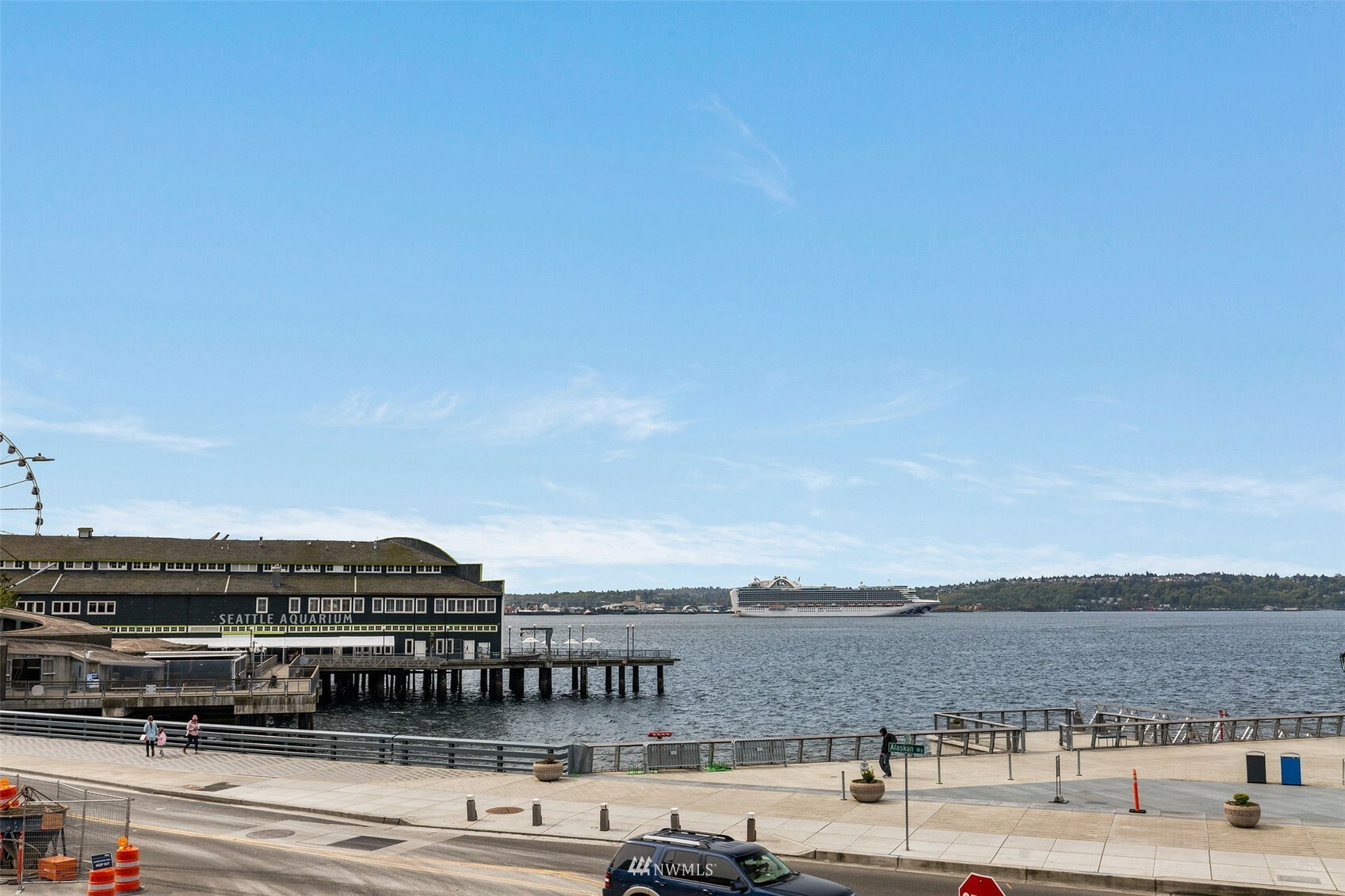 Property Photo:  1900 Alaskan Way 207  WA 98101 