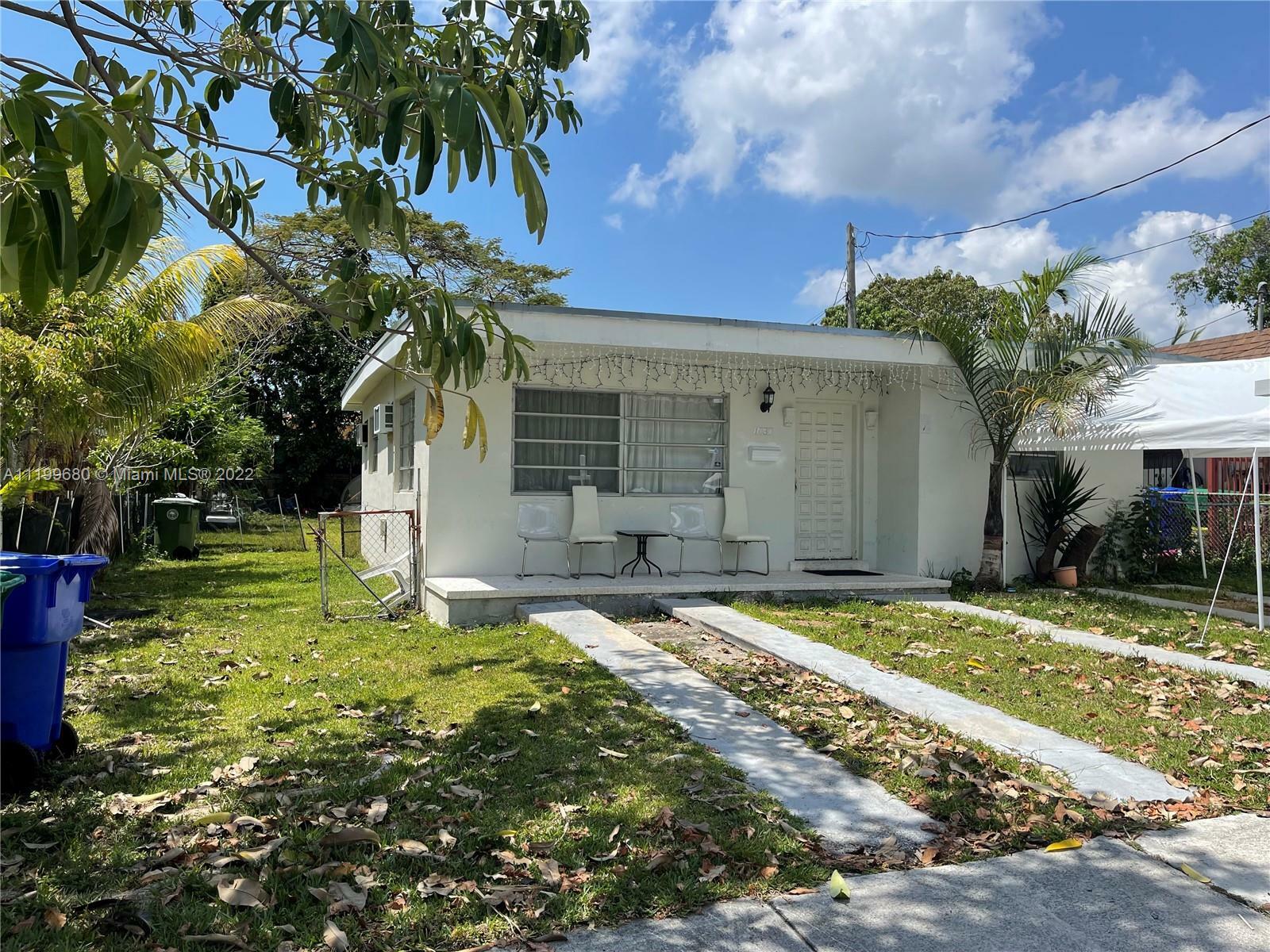 Property Photo:  1032 SW 10th St  FL 33130 