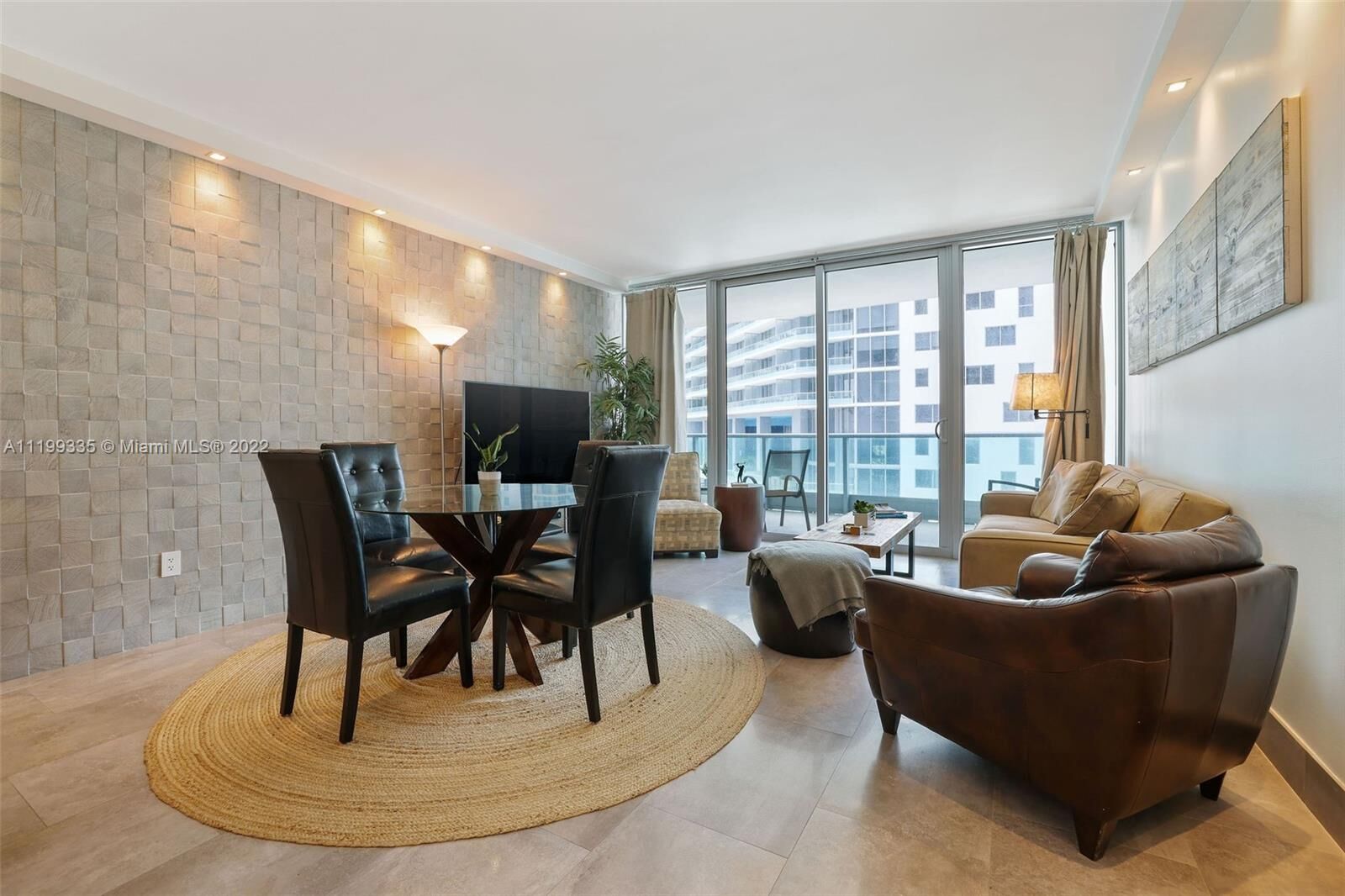 Property Photo:  1331 Brickell Bay Dr 1504  FL 33131