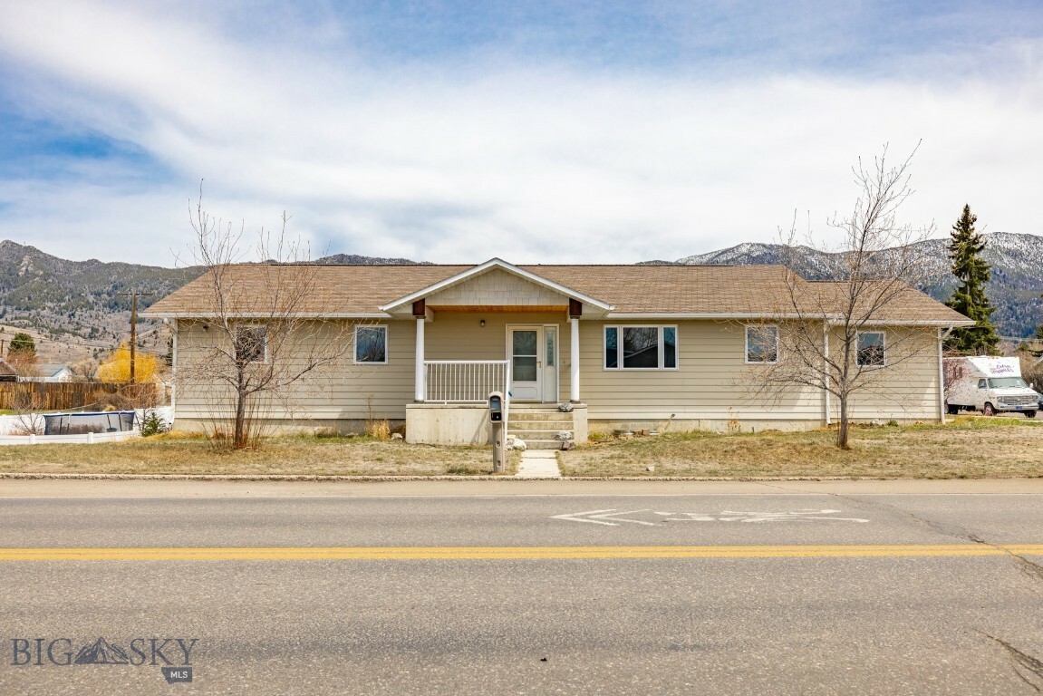 Property Photo:  3700 Sheridan Avenue  MT 59701 