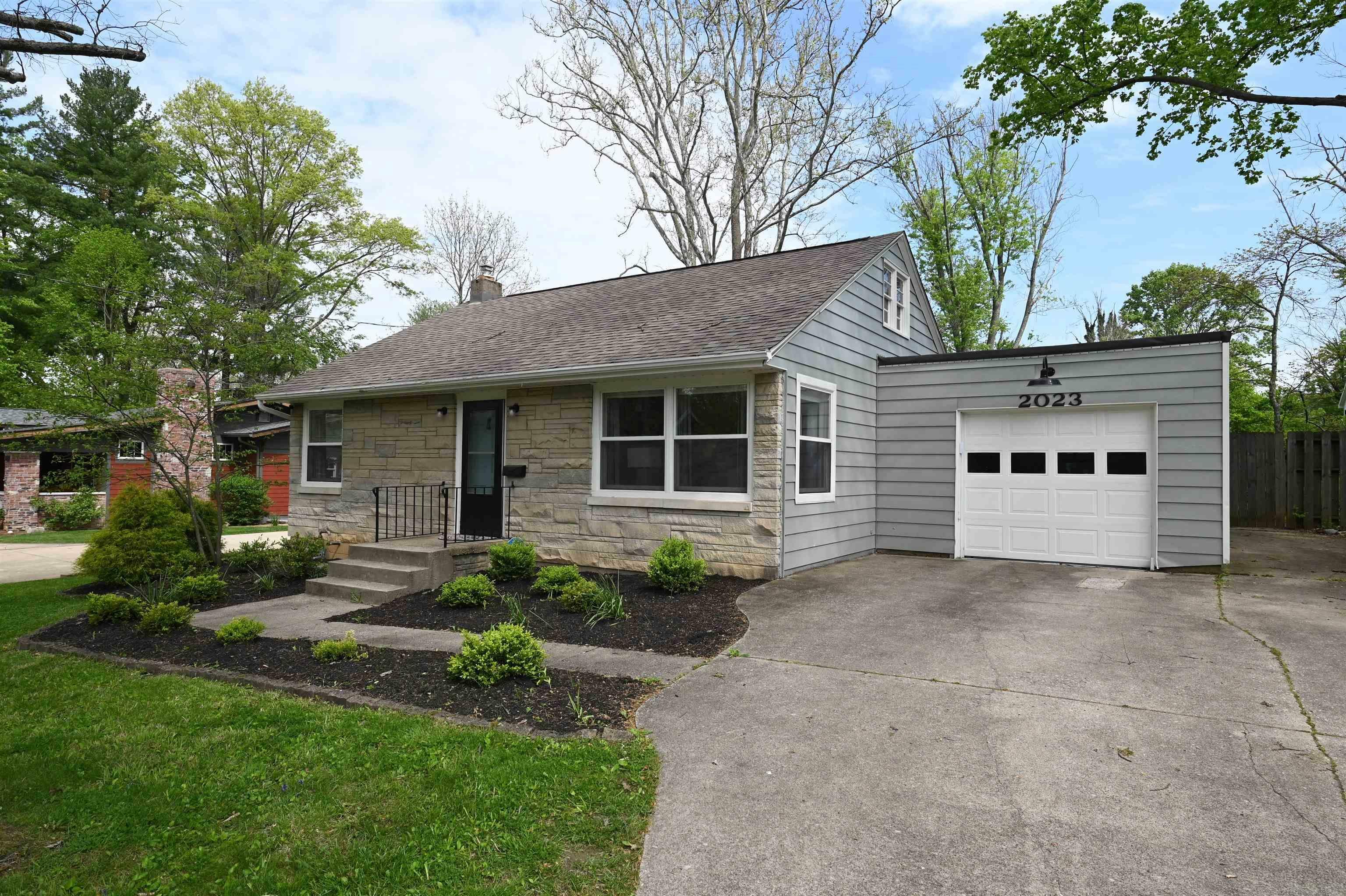 2023 E Maxwell Lane  Bloomington IN 47401 photo