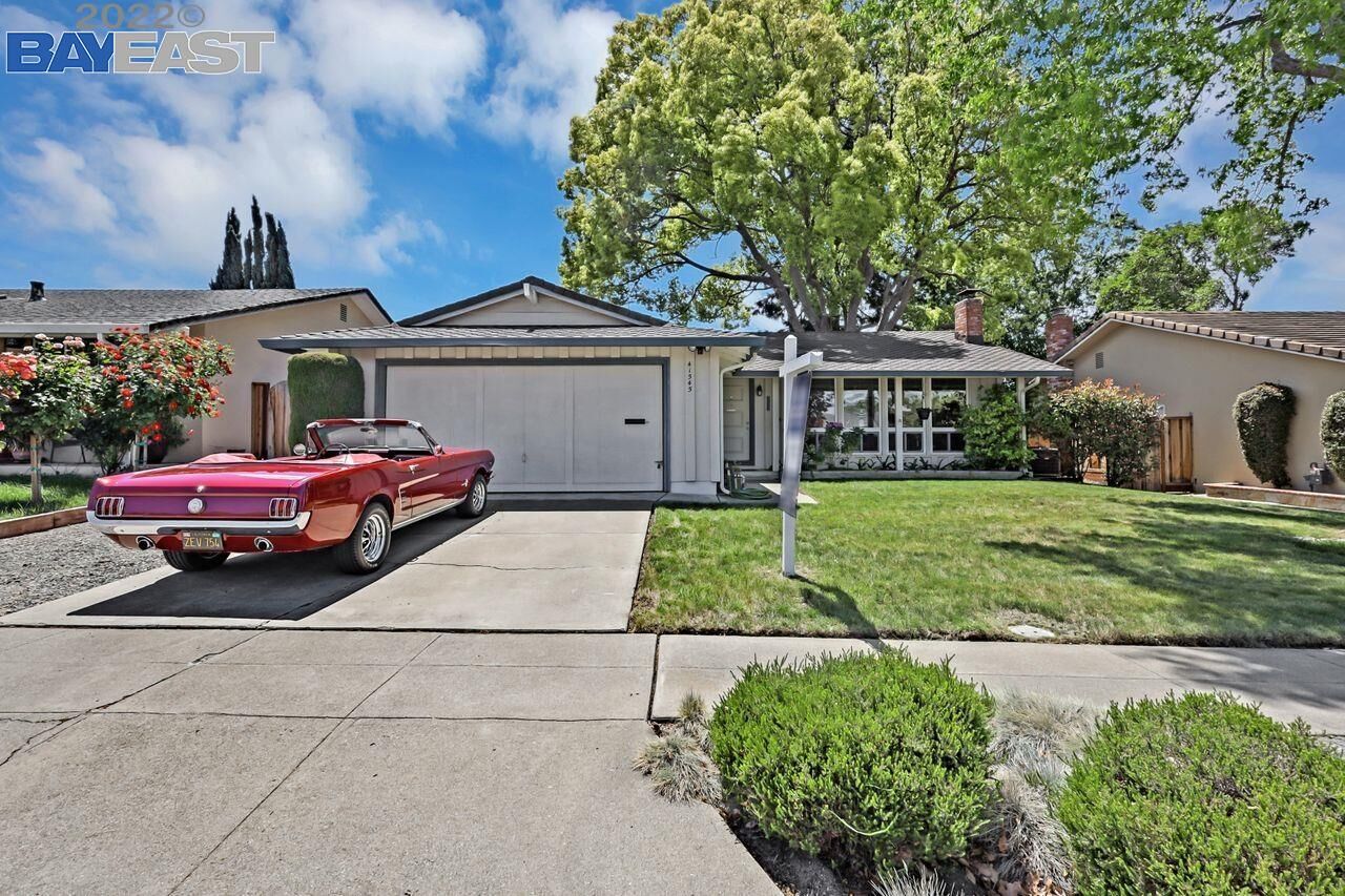 Property Photo: 41545 Higgins Way CA 94539