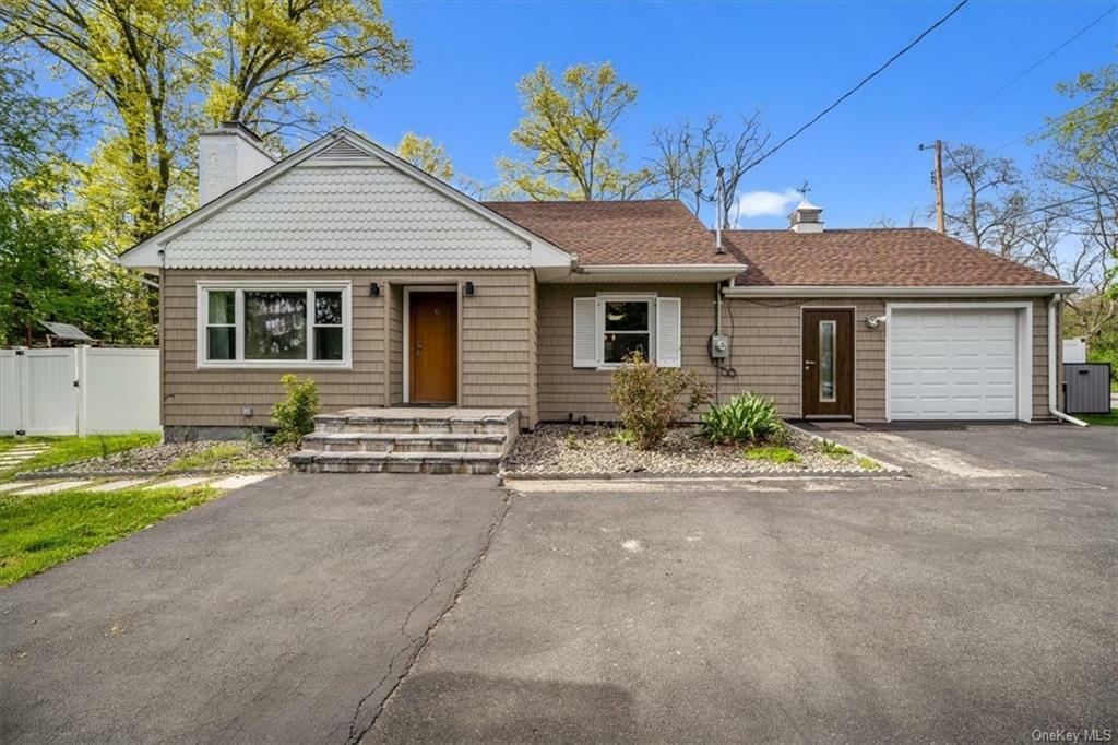 Property Photo:  6 Warren Road  NY 10520 