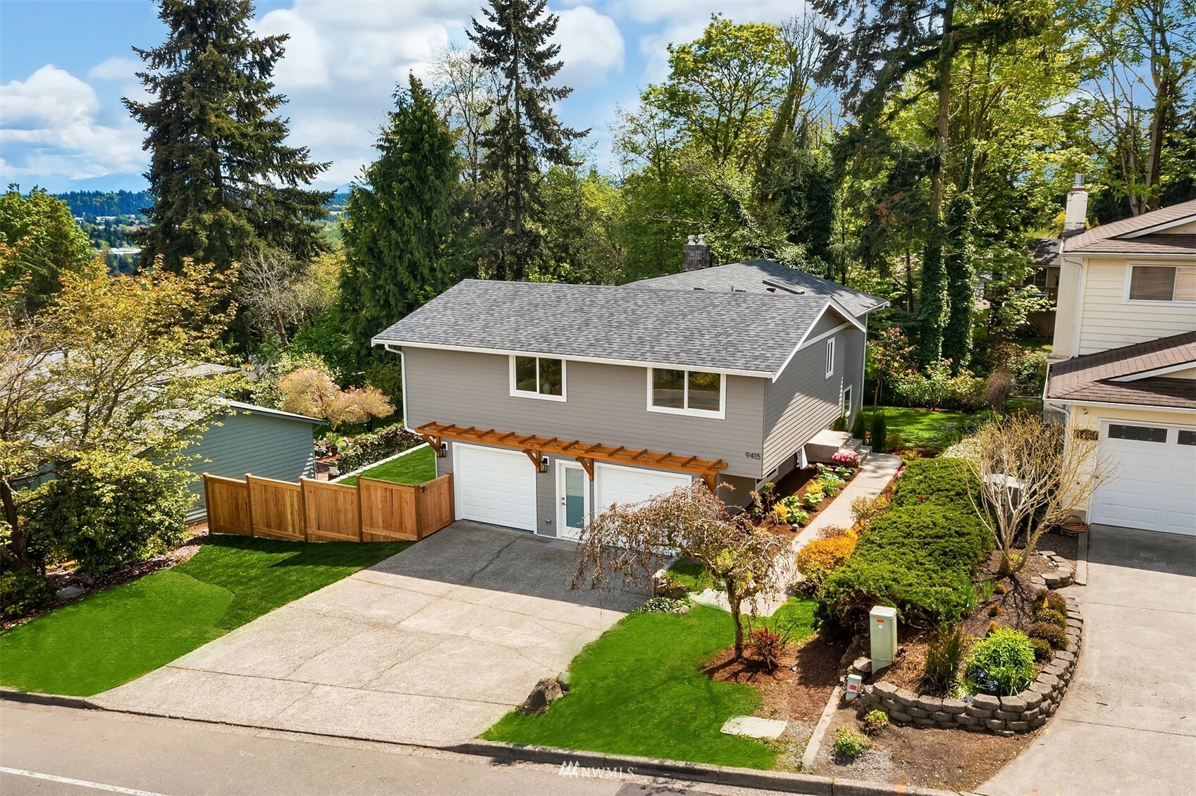 Property Photo:  9415 NE 136th Street  WA 98034 