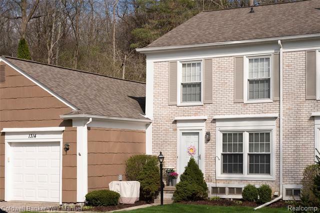 Property Photo: 1314 Brook Lane MI 48306