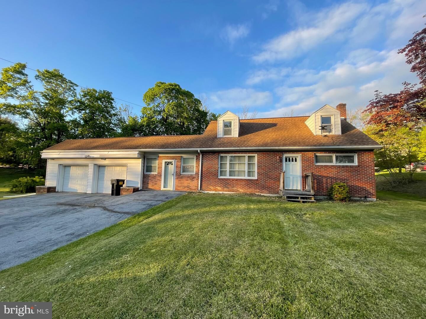 Property Photo: 2029 Farmington Avenue PA 19464