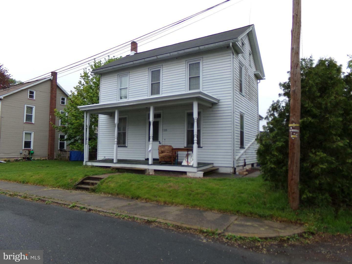 Property Photo:  115 Cedar Road  PA 18077 