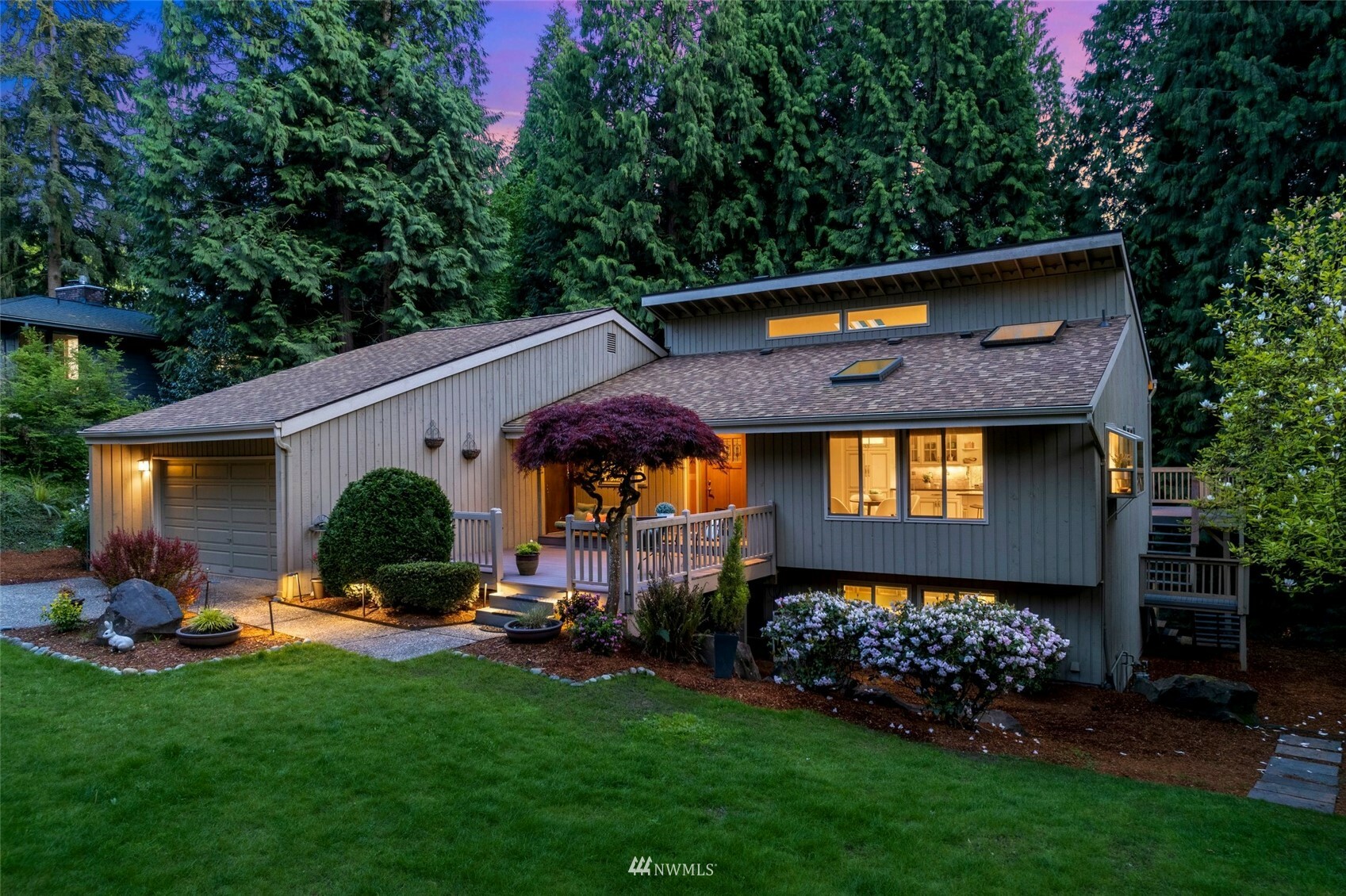 Property Photo:  17425 145th Place NE  WA 98072 