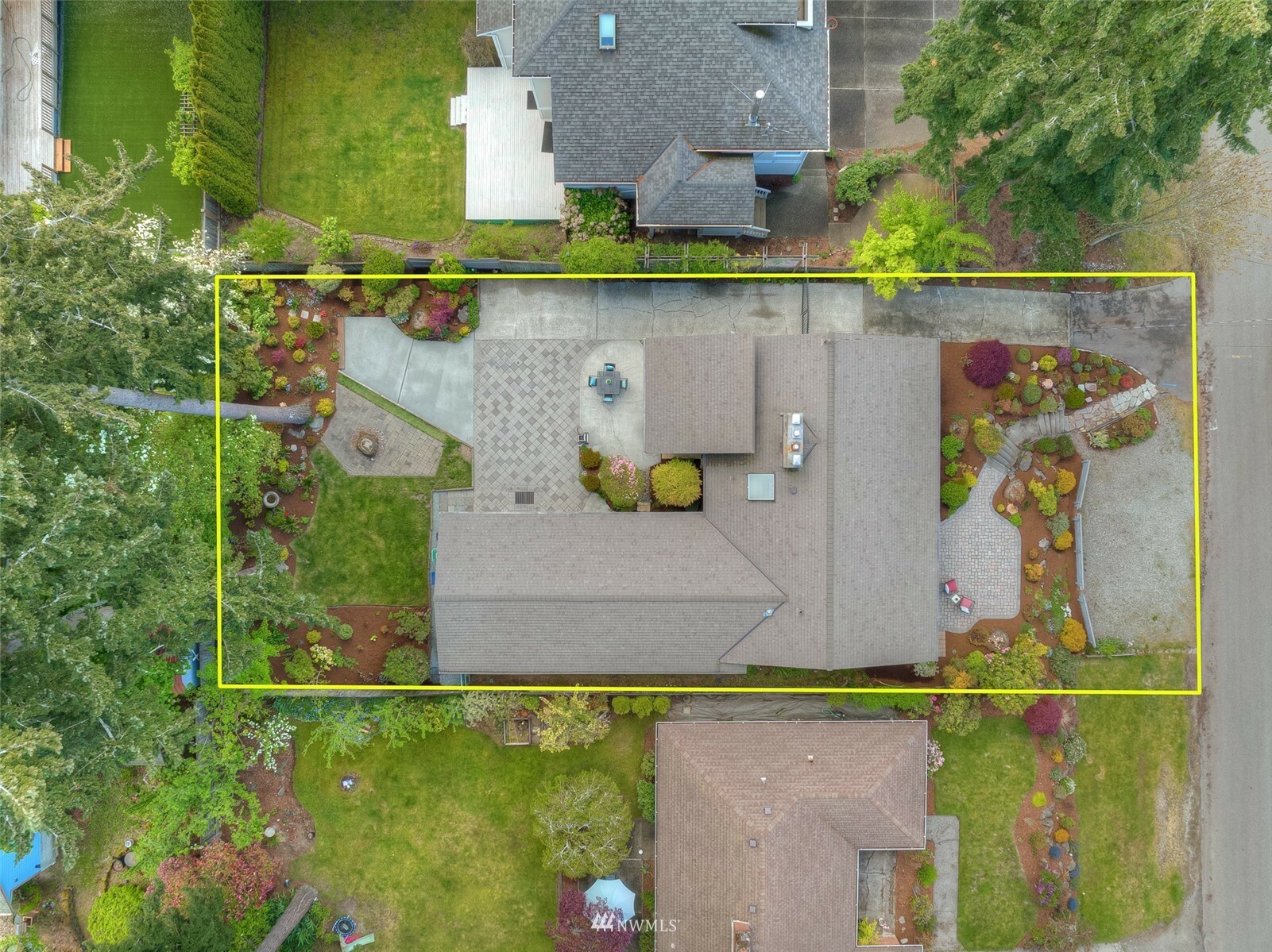 Property Photo:  12742 4th Avenue NW  WA 98177 