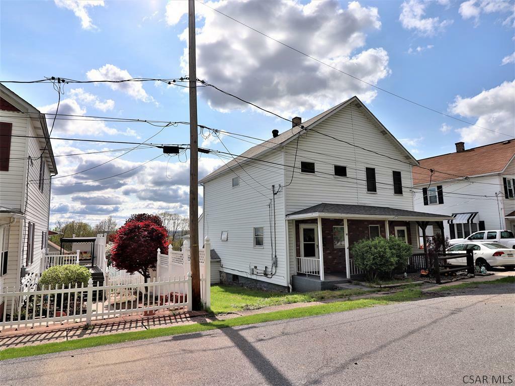 Property Photo:  711 3rd Street  PA 15963 