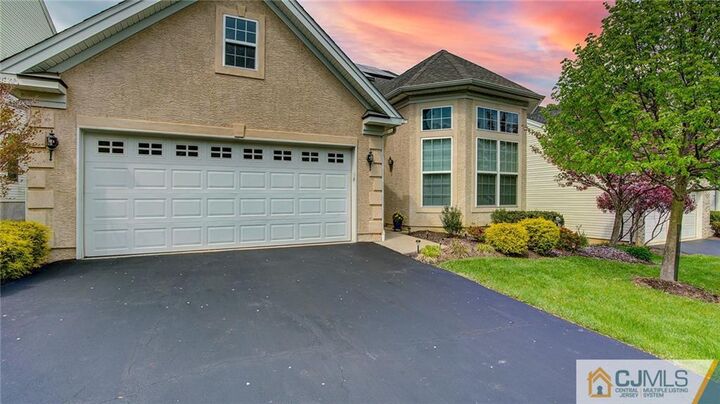 41 Edgemere Drive  South Brunswick NJ 08824 photo