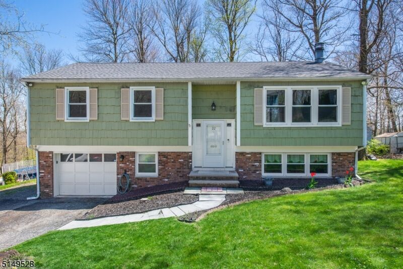 Property Photo: 22 Mondamin Rd NJ 07422