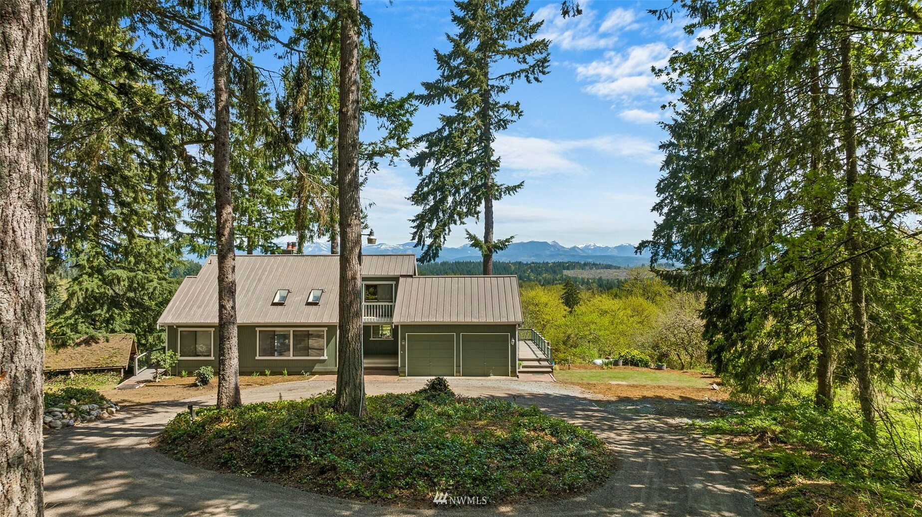 Property Photo:  4200 270th Avenue NE  WA 98053 