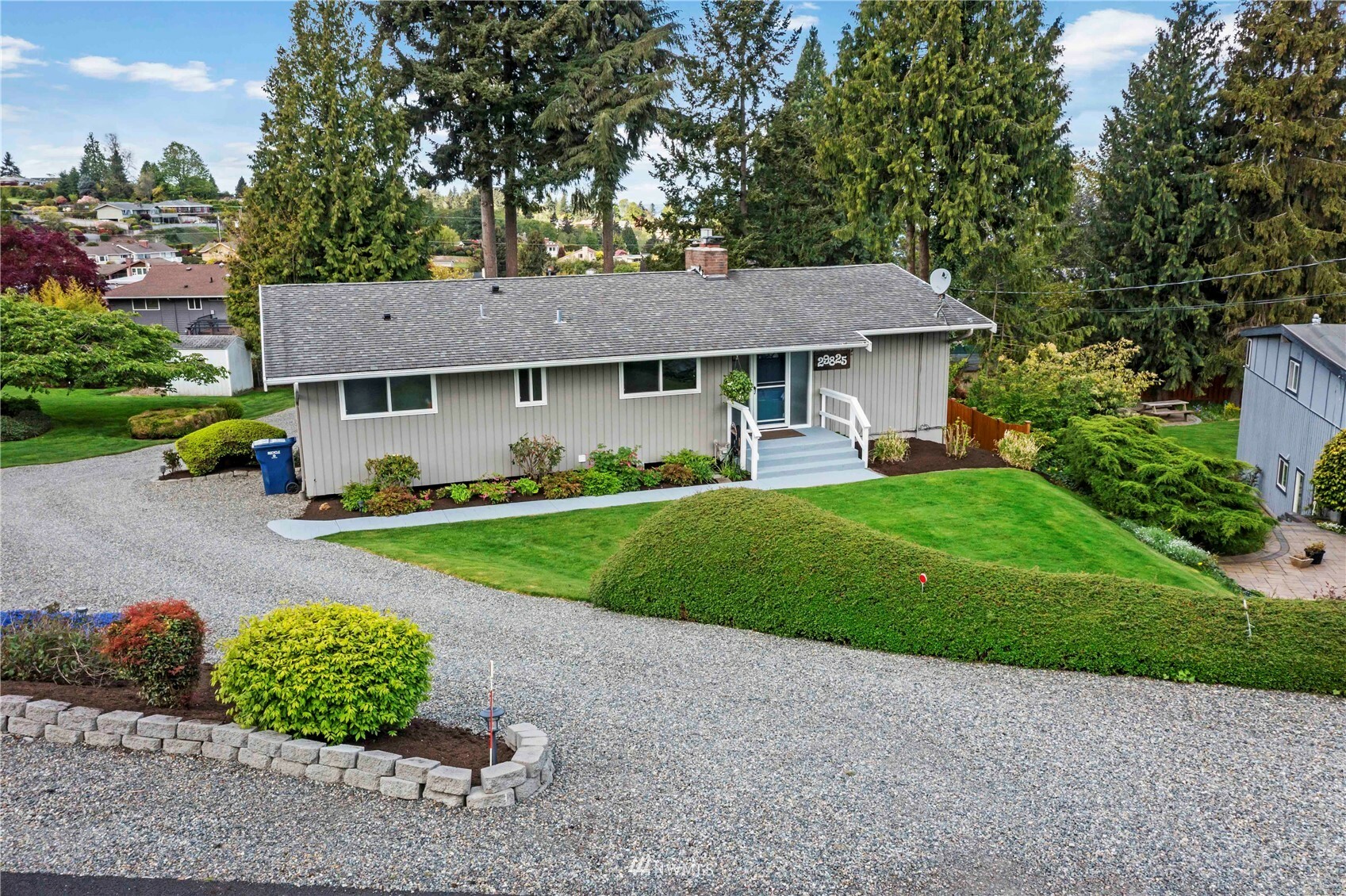 Property Photo:  29825 10th Avenue SW  WA 98023 