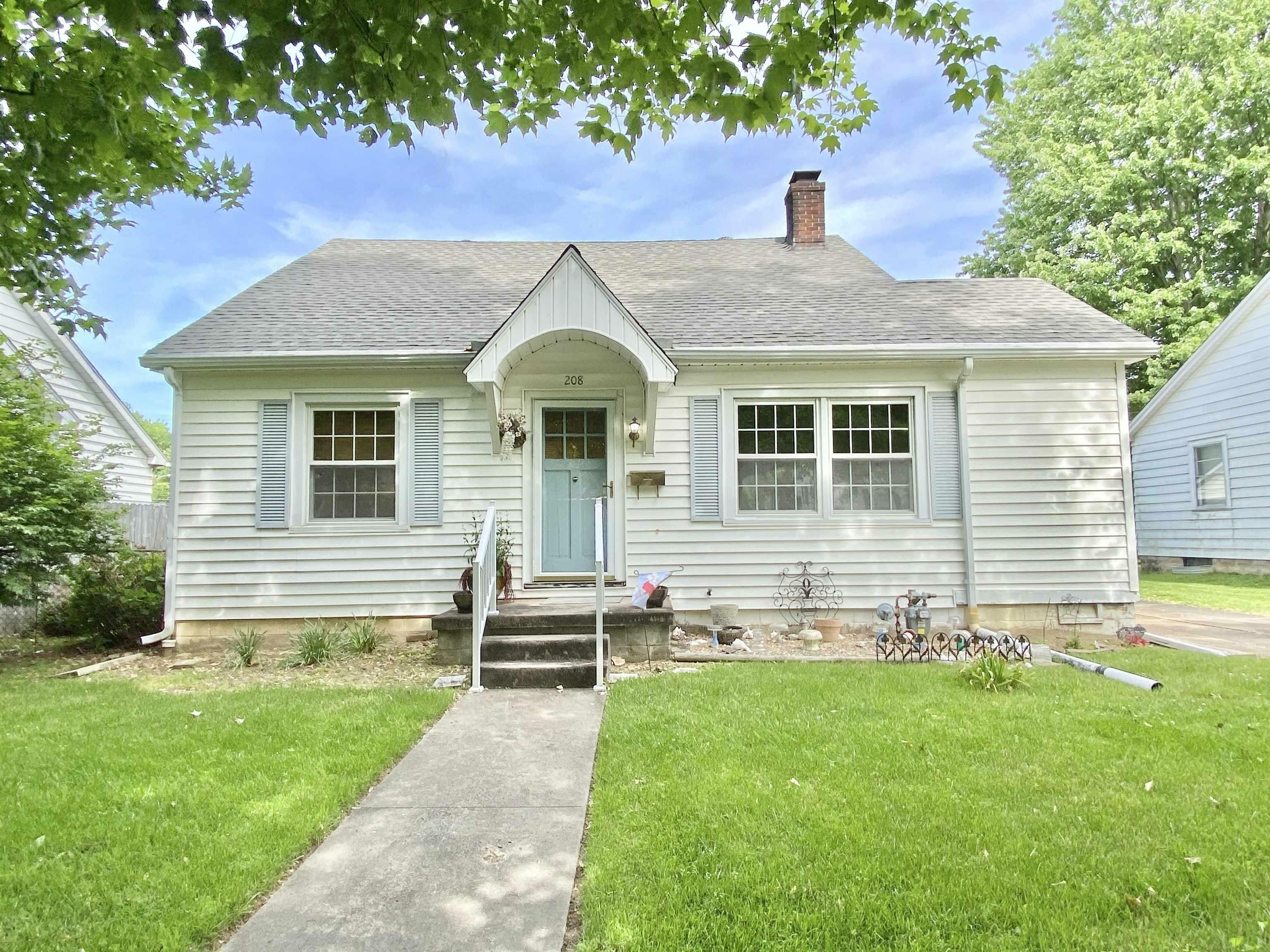 Property Photo:  208 S Ruston Avenue  IN 47714 