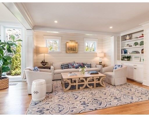 Property Photo:  19 Chester Square  MA 01930 