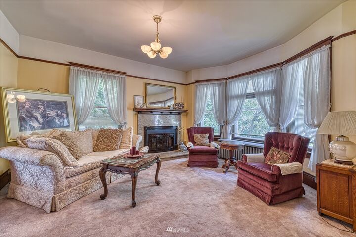 Property Photo:  511 S Sheridan Avenue  WA 98405 