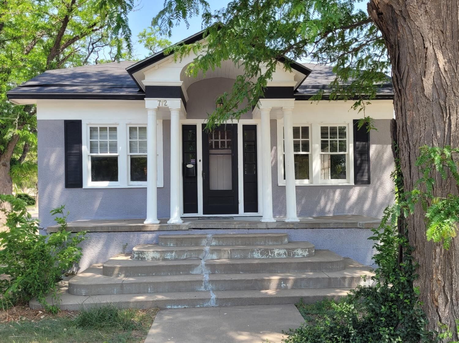 Property Photo:  712 N 4th  KS 67846 