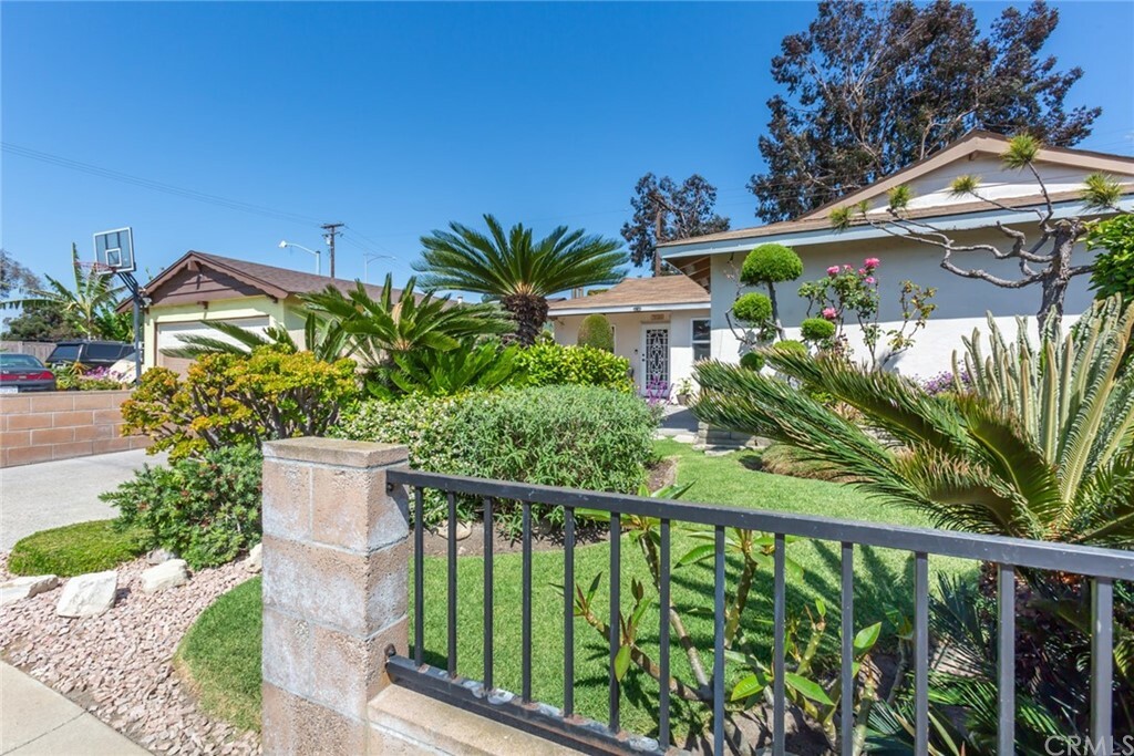 Property Photo:  20806 Orchard Avenue  CA 90502 