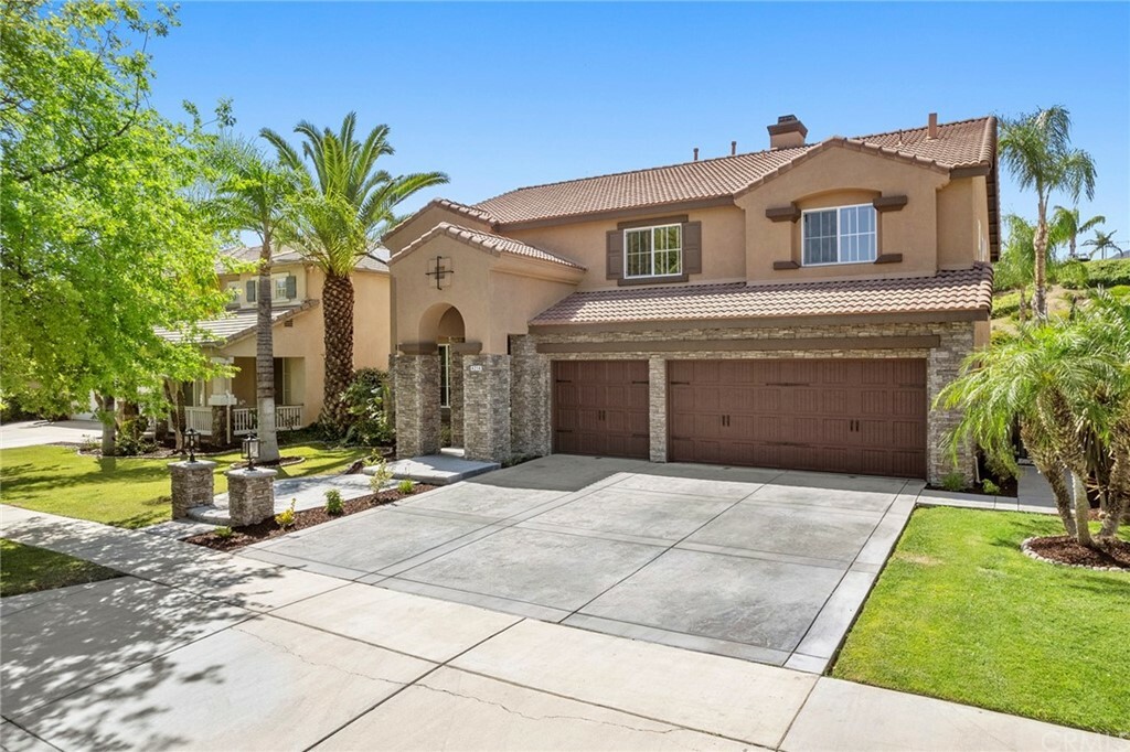 Property Photo:  4214 Floyd Drive  CA 92883 