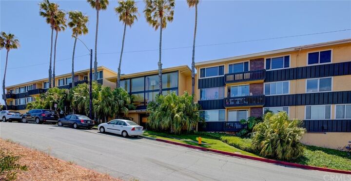 Property Photo: 770 W Imperial Avenue 98 CA 90245