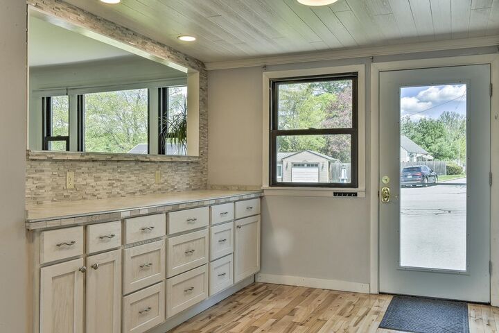 Property Photo: 5 W Diane Drive NH 03431